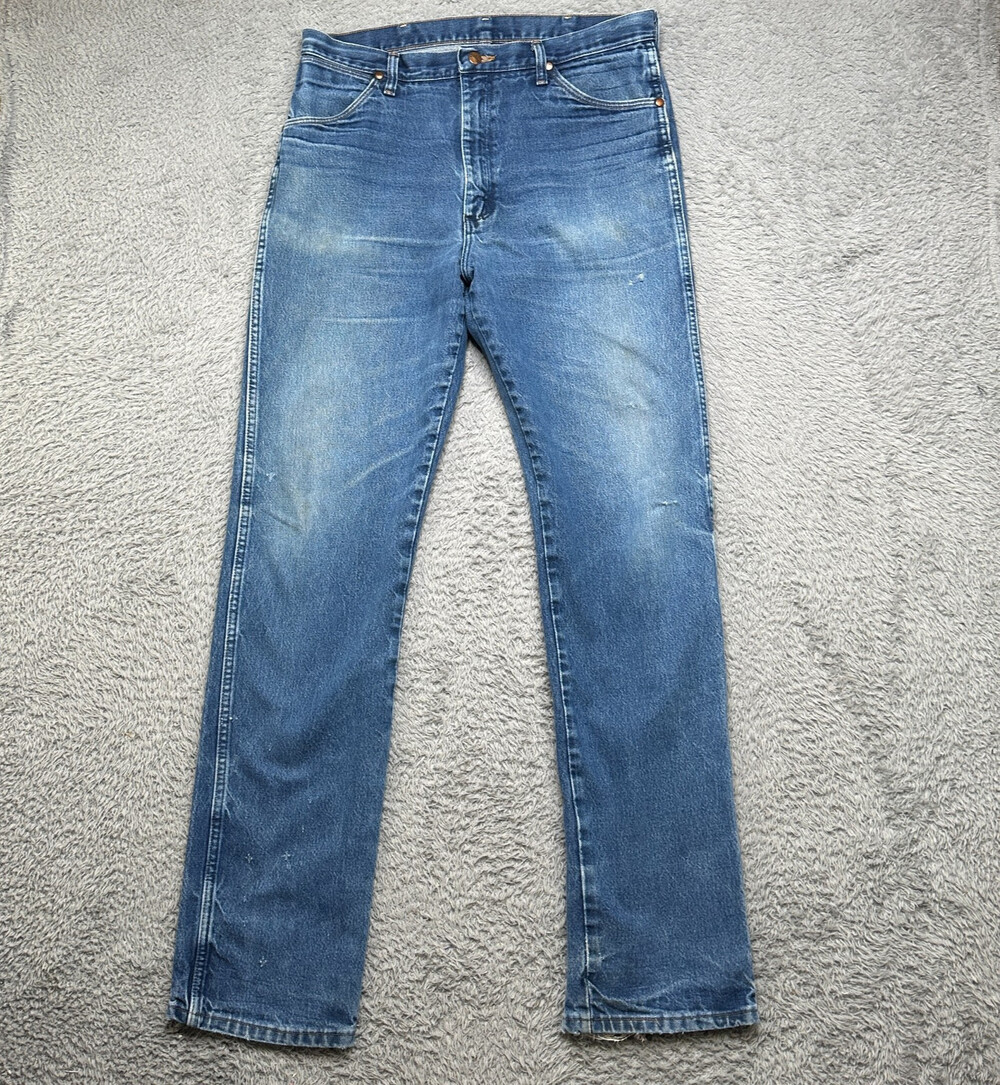 Vintage Wrangler Jeans Mens 35x35 Blue Fade Distressed Straight Leg Cowboy